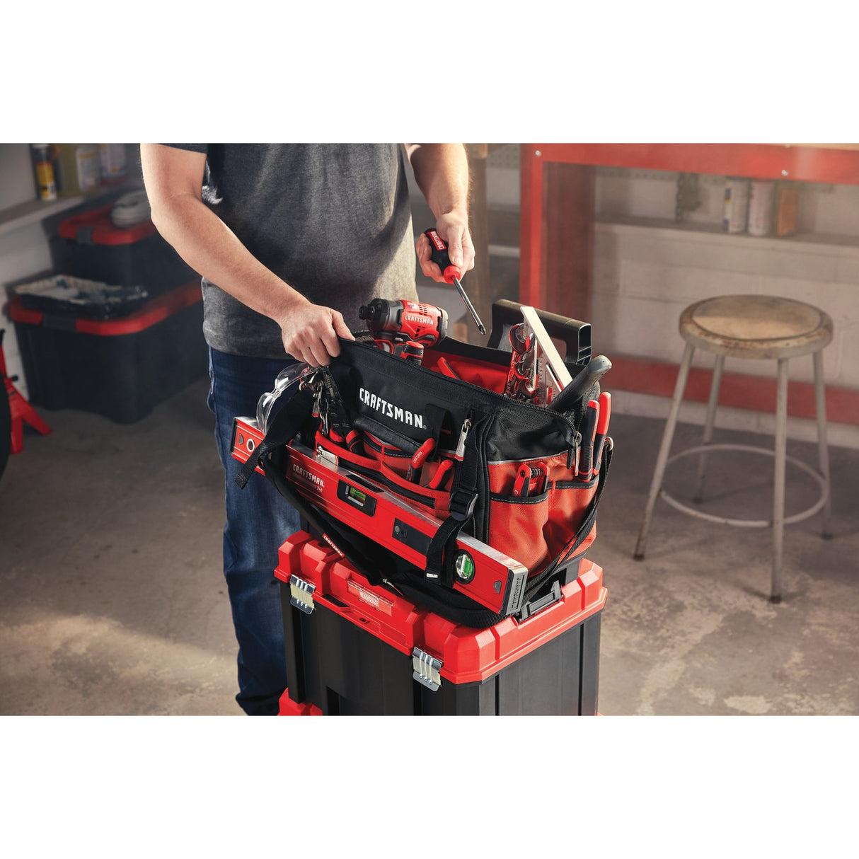 VERSASTACK Red/Black Polyester 17-in Zippered Tool Bag CMST17622