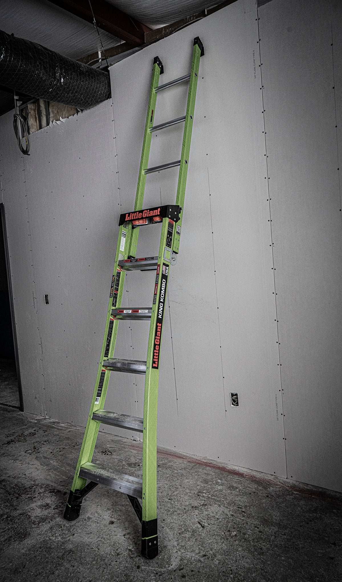 King Kombo 2 Pro M6 6-ft Fiberglass Type 1aa- 375-lb Load Capacity Step Ladder 13906-002