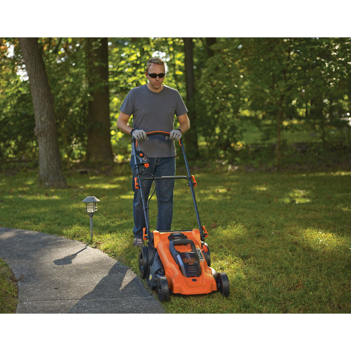 40-volt Max 20-in Cordless Push Lawn Mower 2 Ah (2-Batteries and Charger Included) CM2043C