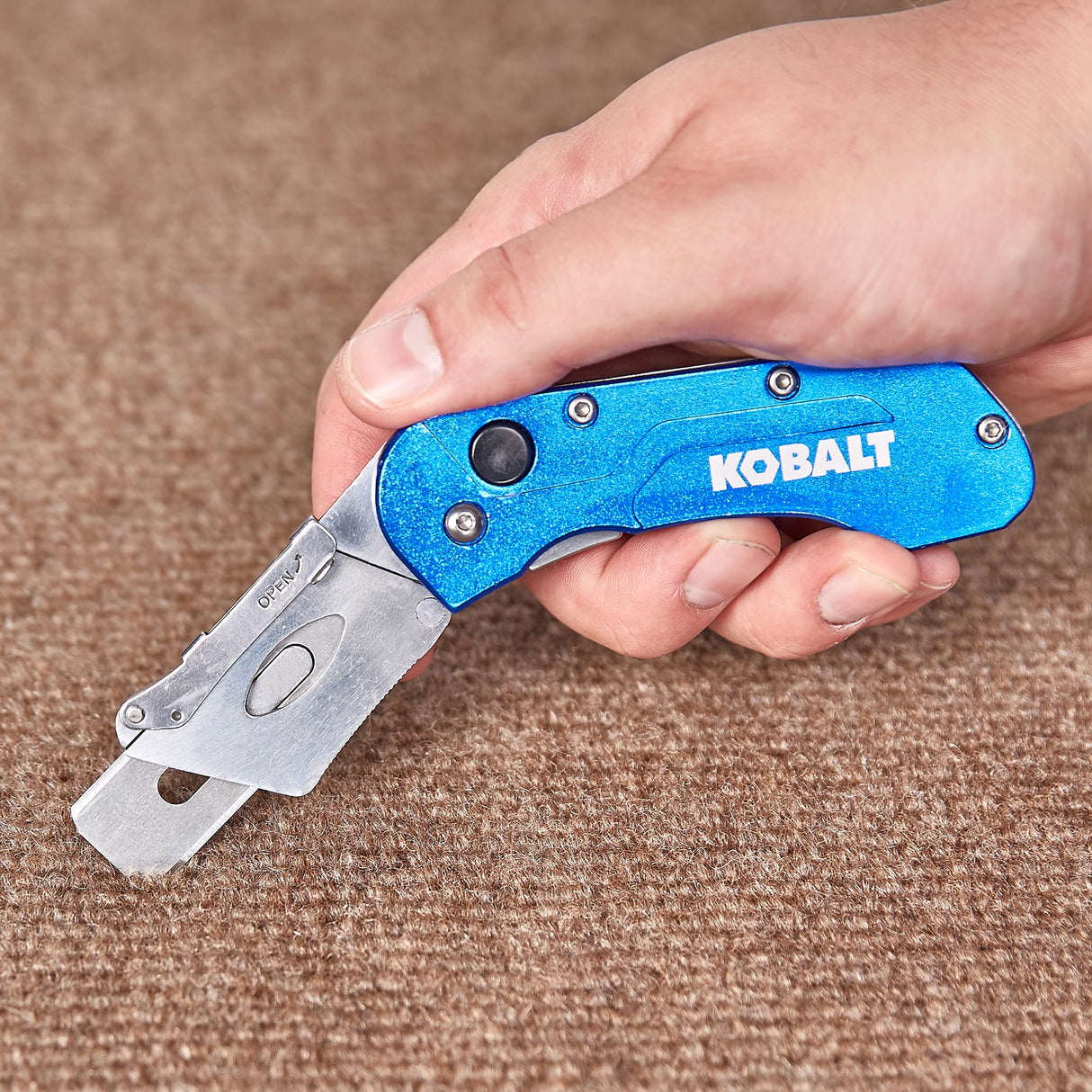 Carpet 2.25-in 11-Blade Folding Utility Knife 12118