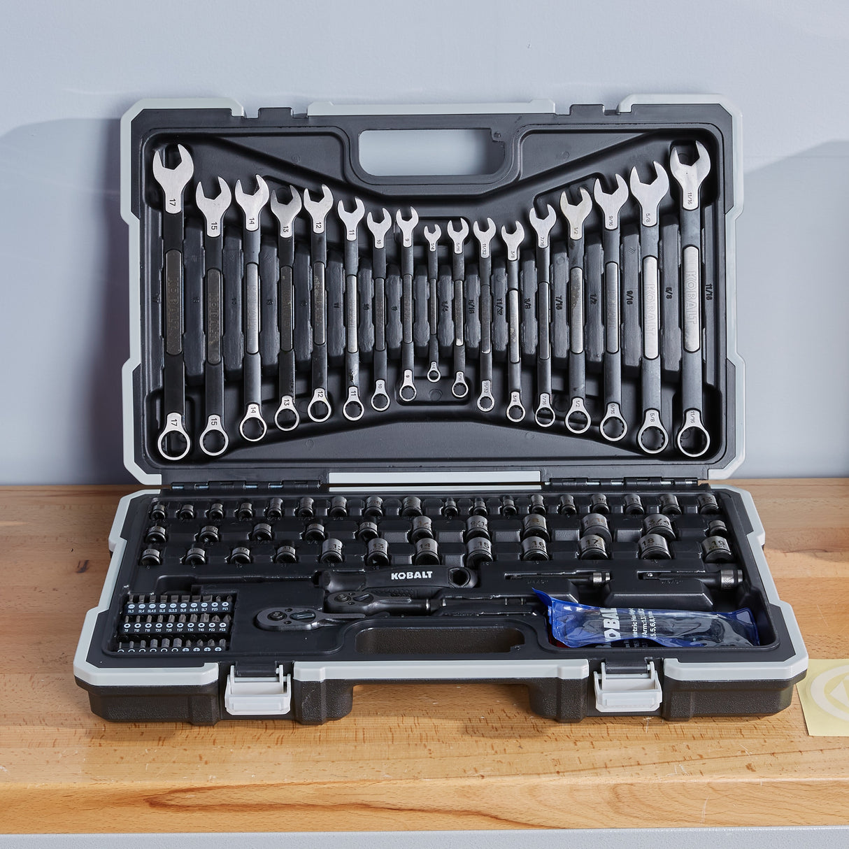 Universal 115-Piece Standard (SAE) and Metric Matte Mechanics Tool Set with Hard Case 87219