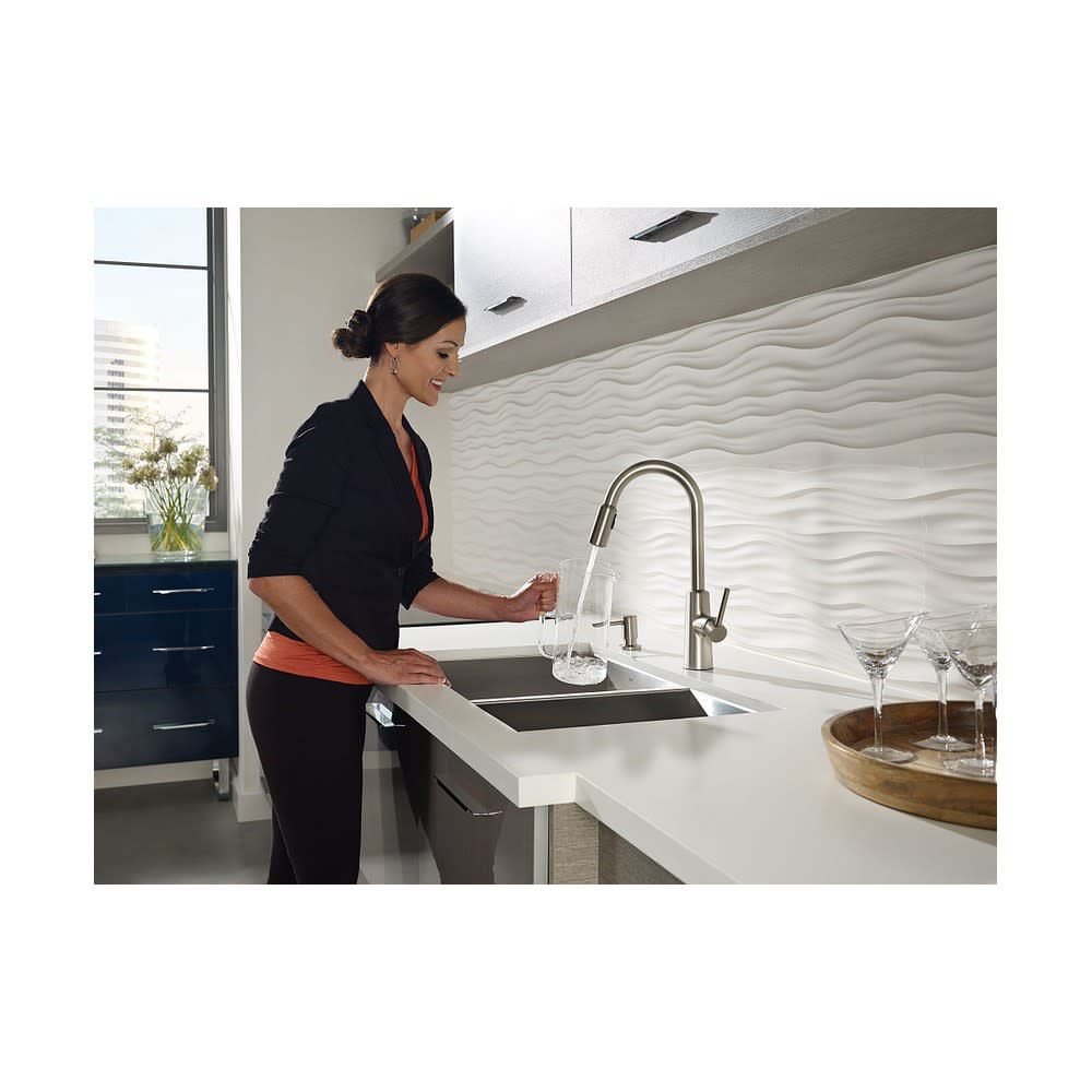 Nori Kitchen Faucet Chrome 1 Handle High Arc Pulldown 87066