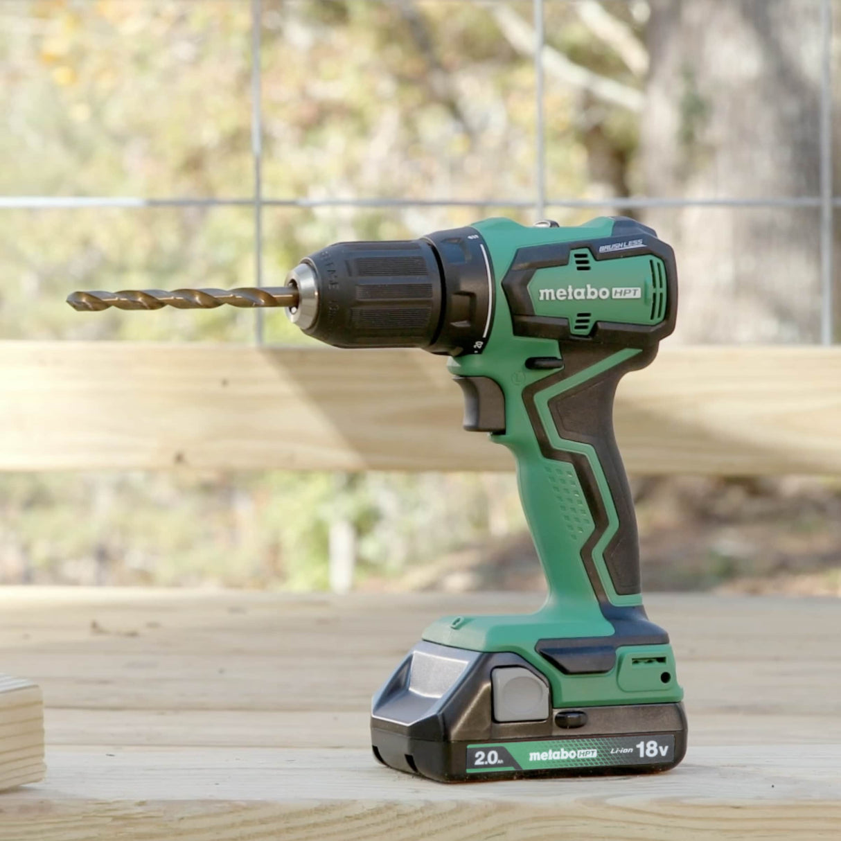 18-volt 1/2-in Keyless Brushless Cordless Drill (2-Batteries Included, Charger Included and Hard Case included) DS18DDXSM