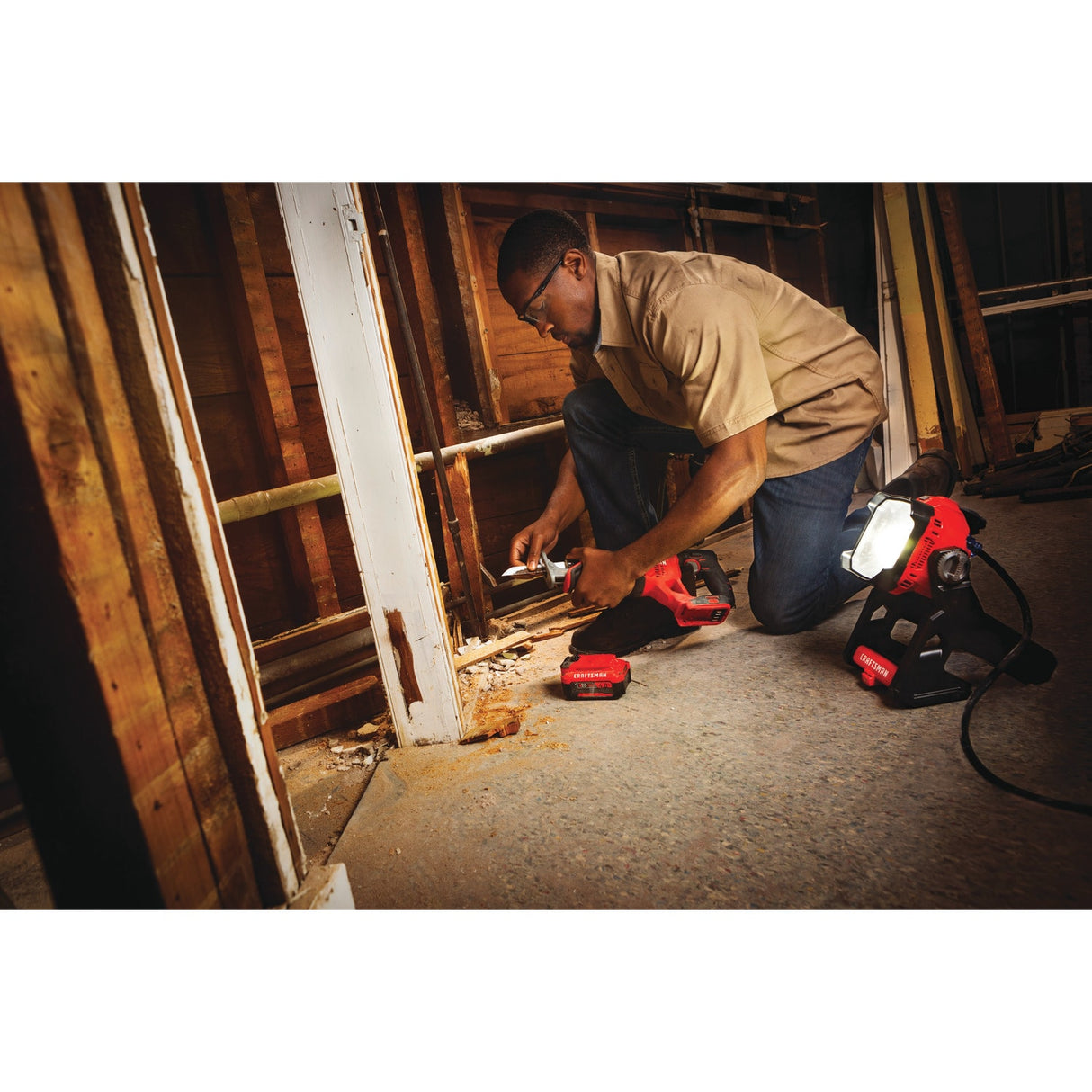 20V Max Variable Cordless Reciprocating Saw (Charger Included and Battery Included) CMCS300M1