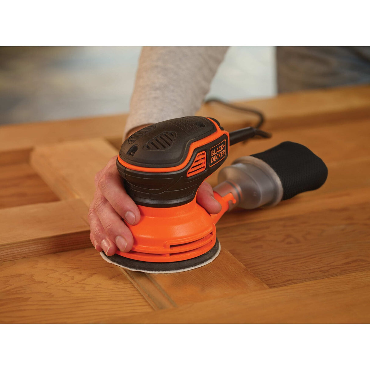 2.4-Amp Corded Orbital Sander with Dust Management BDERO600