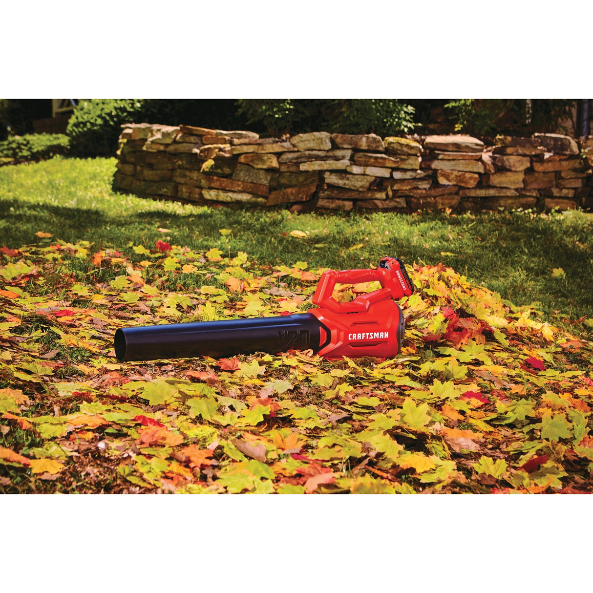 20-volt Max 340-CFM 90-MPH Battery Handheld Leaf Blower 2 Ah (Battery and Charger Included) CMCBL700D1