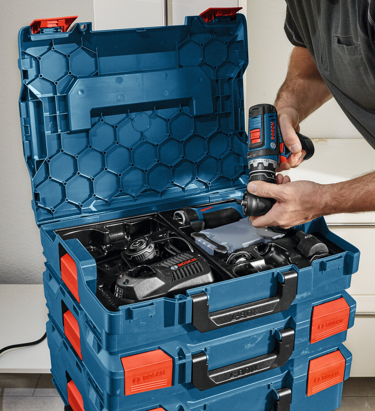 L-Boxx-4 14-in W x 15-in H x 17.5-in D Blue Plastic Tool Box LBOXX-4