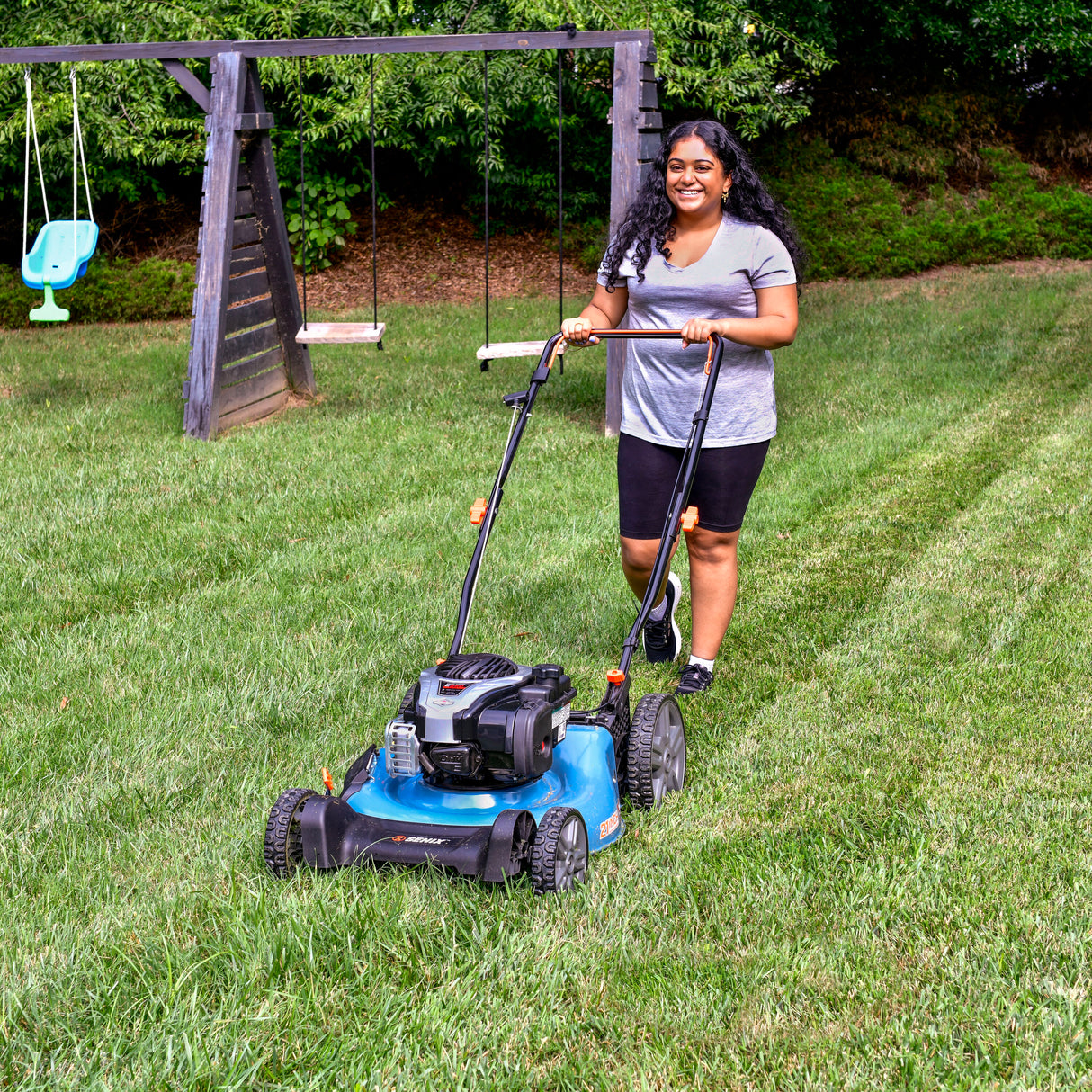 21-in Gas Push Lawn Mower with 140-cc Briggs and Stratton Engine LSPG-M7