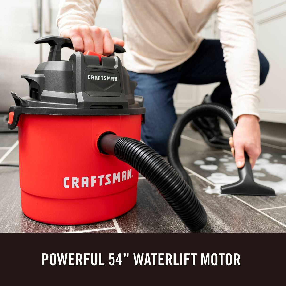 2.5-Gallons 2-HP Corded Wet/Dry Shop Vacuum with Accessories Included CMXEVCVVOMCM205