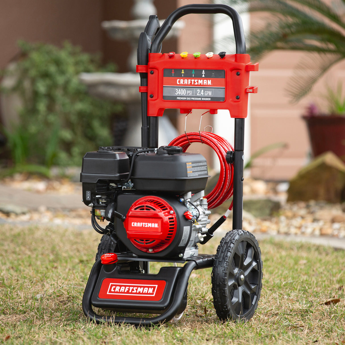 Craftsman (49-State) 3400 PSI 2.4-GPM Cold Water Gas Pressure Washer with 5 Spray Tips CMXGWFN061369