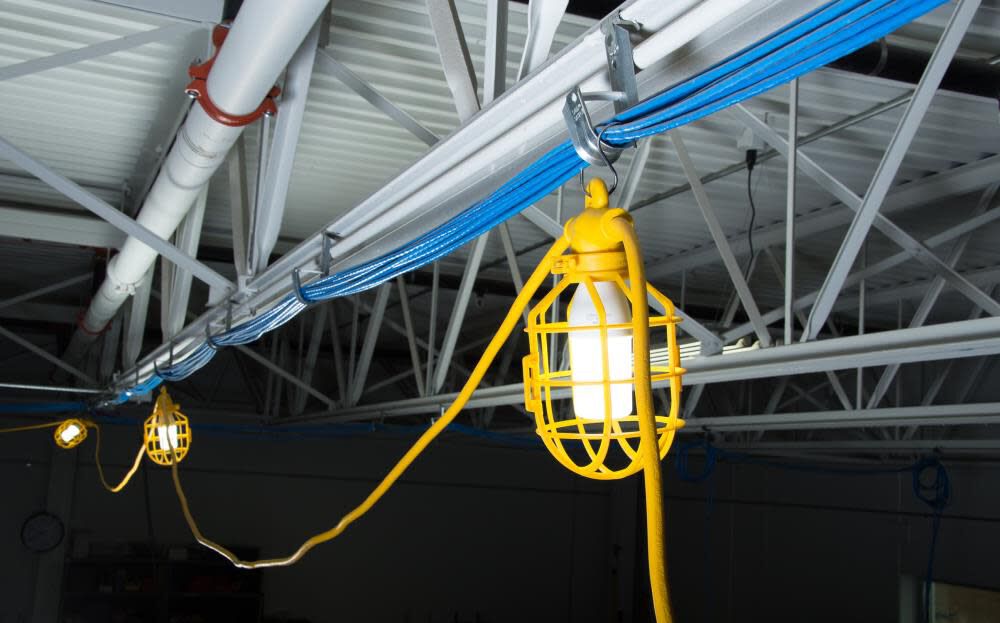 100 Ft. 14/2 SJTW 10-Cage Temporary Work Light Stringer 15A Male/Female Ends Yellow GL100142MPC