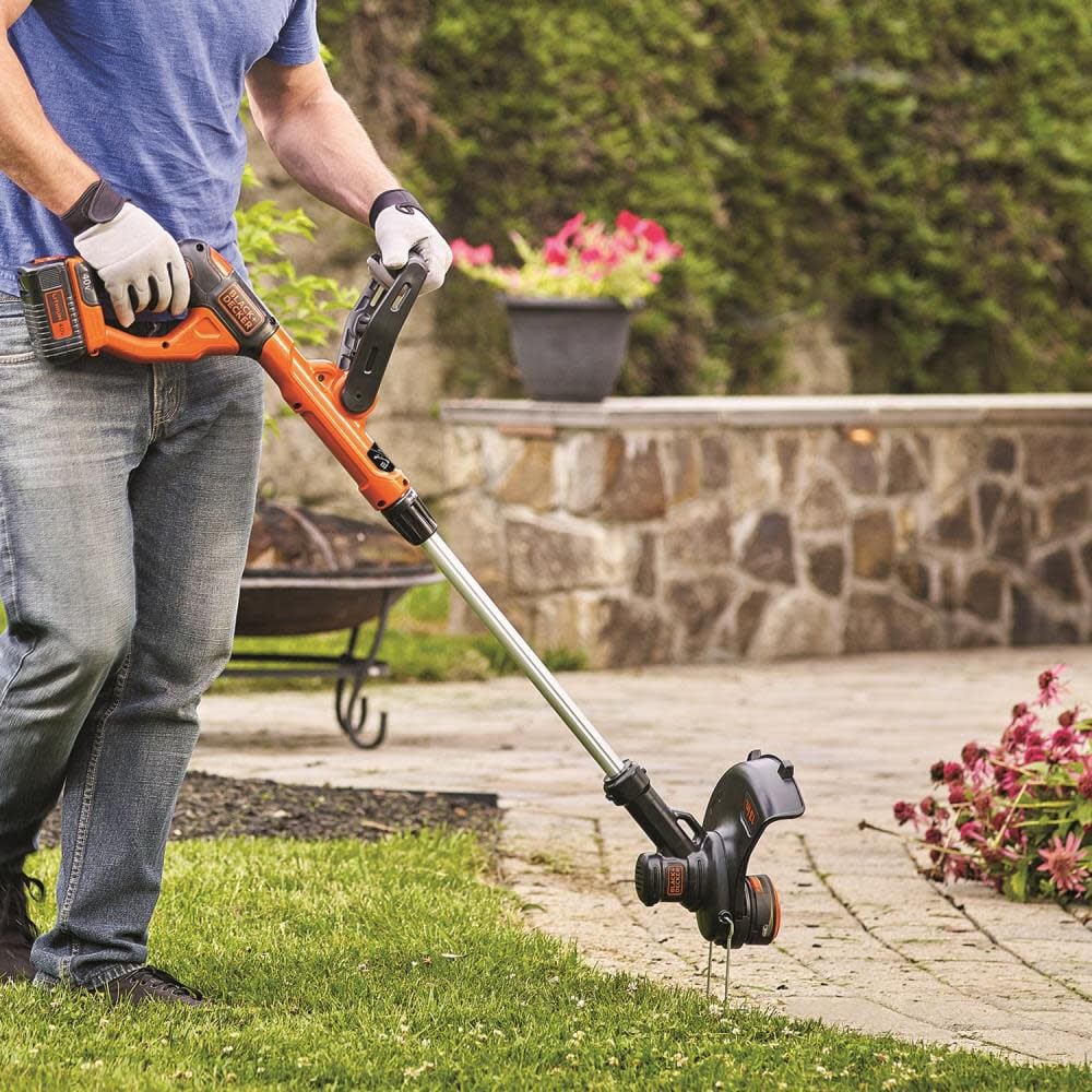 40V MAX Cordless String Trimmer & Sweeper Combo Kit (LCC340C) LCC340C