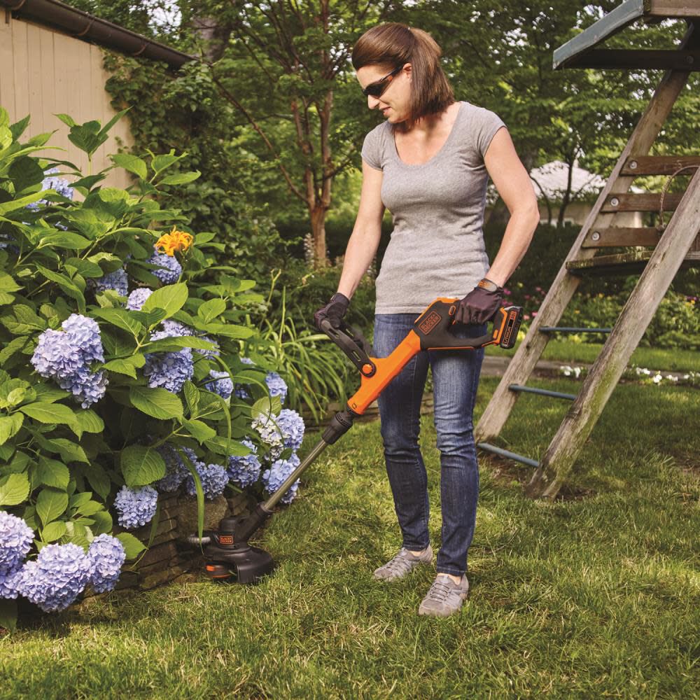 EASYFEED 20V MAX 12-in Straight Cordless String Trimmer & Edger (LSTE525) LSTE525