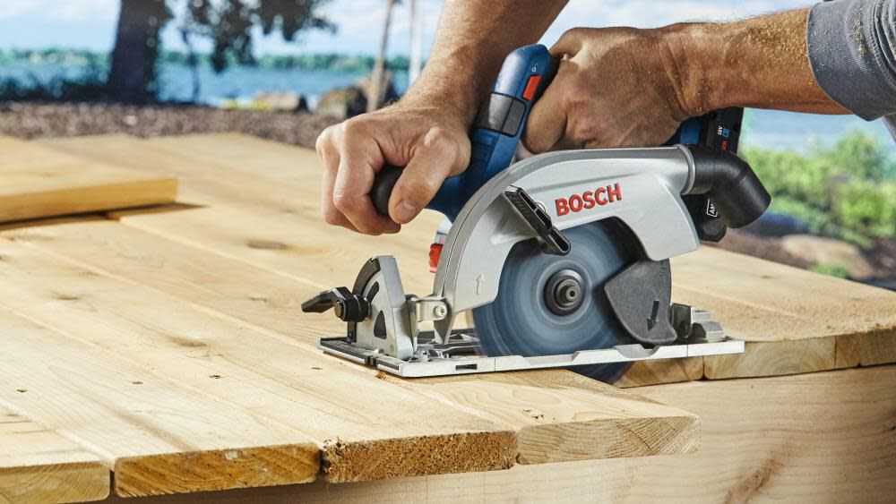 18-volt 6-1/2-in Brushless Cordless Circular Saw (Bare Tool) GKS18V-22LN