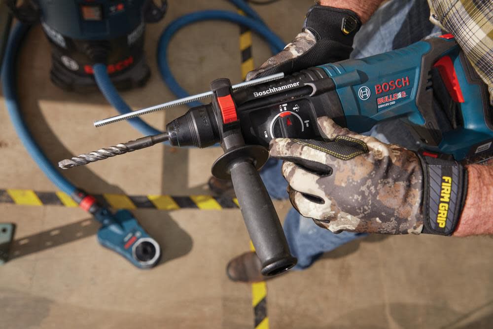 Bulldog Core18V 4-Amp 1-in Sds-plus Variable Speed Cordless Rotary Hammer Drill(1-Battery Included) GBH18V-26DK15