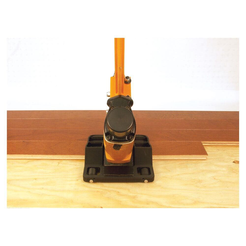 Hardwood Flooring Cleat Nailer MIIIFN