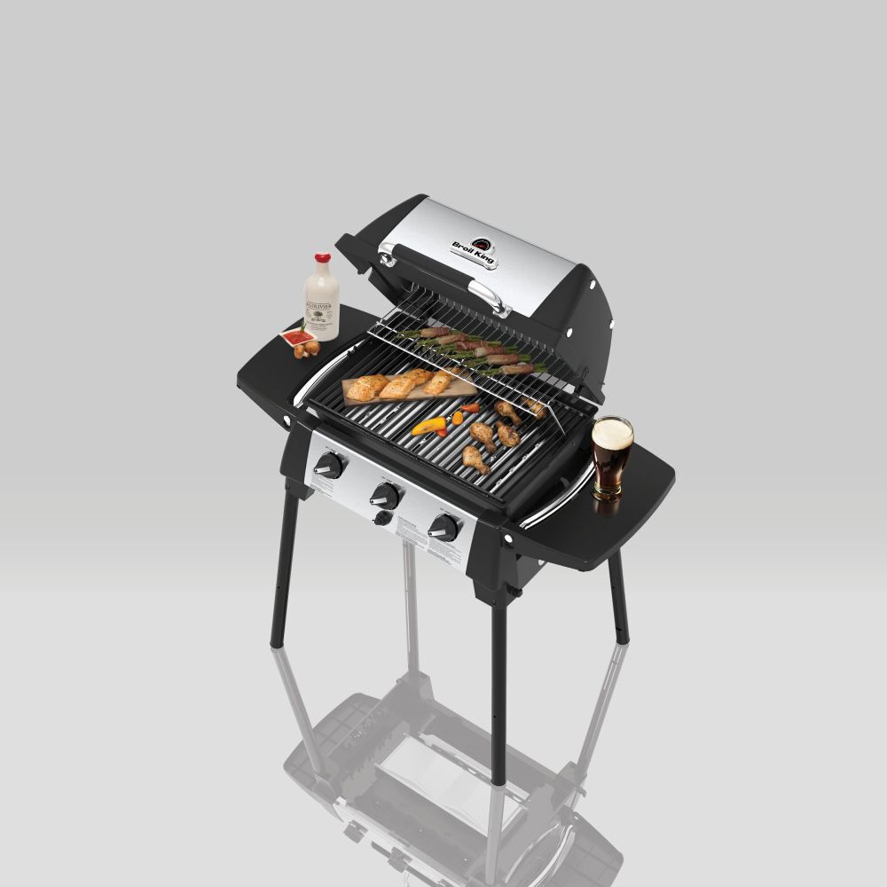 Porta-Chef 320 3-Burner Liquid Propane Gas Grill 952654