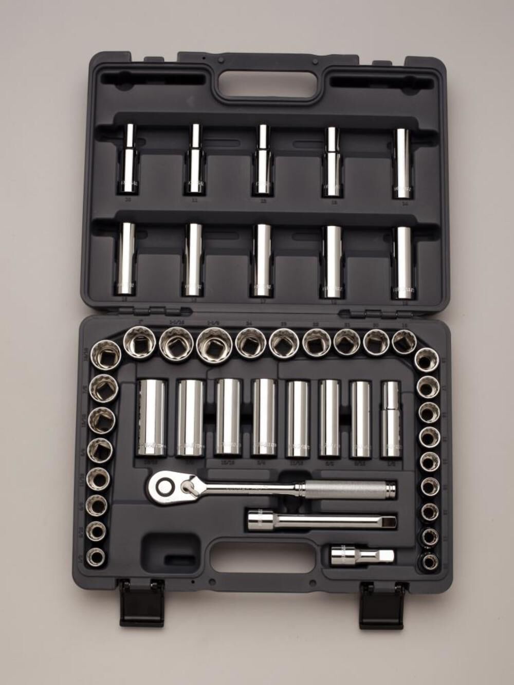 1/2 In. Drive 47 pc. 12 pt std & Deep SAE & Metric Socket Set A49