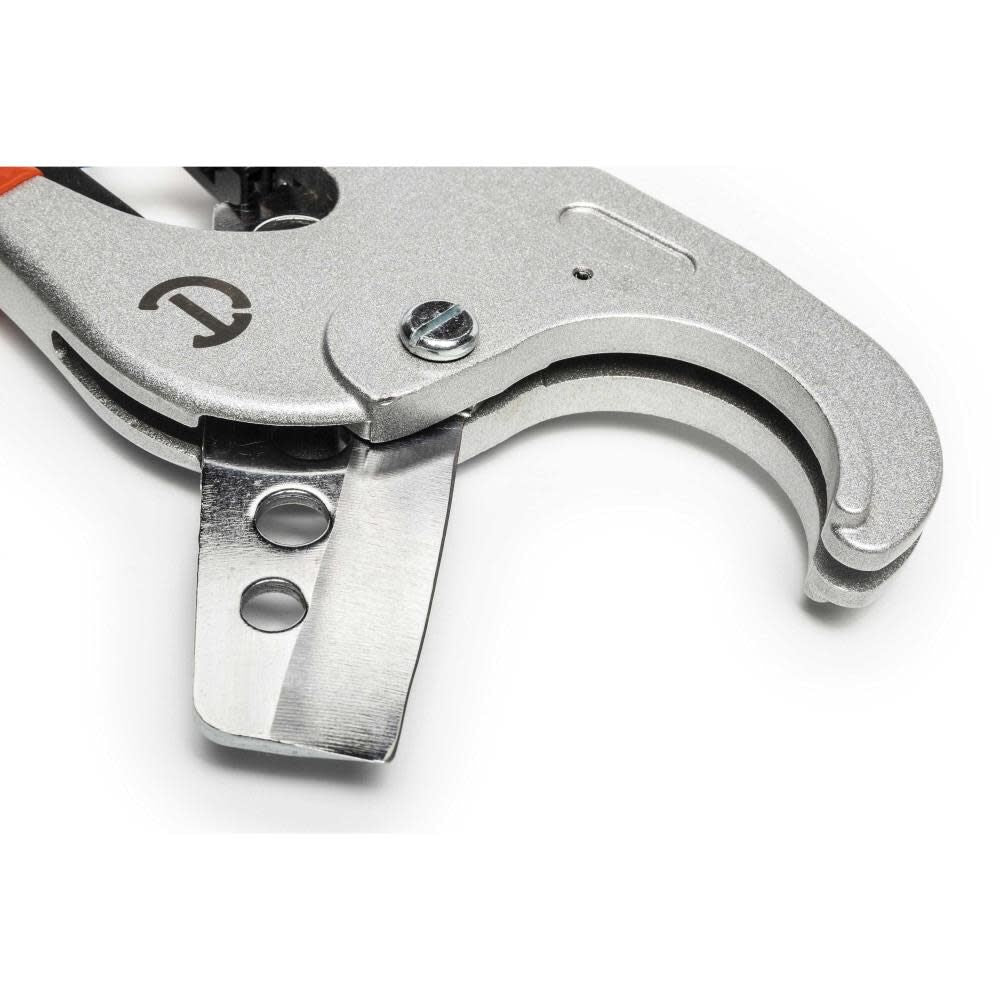 Ratcheting PVC Pipe Cutter 2 1/8in CRPC238