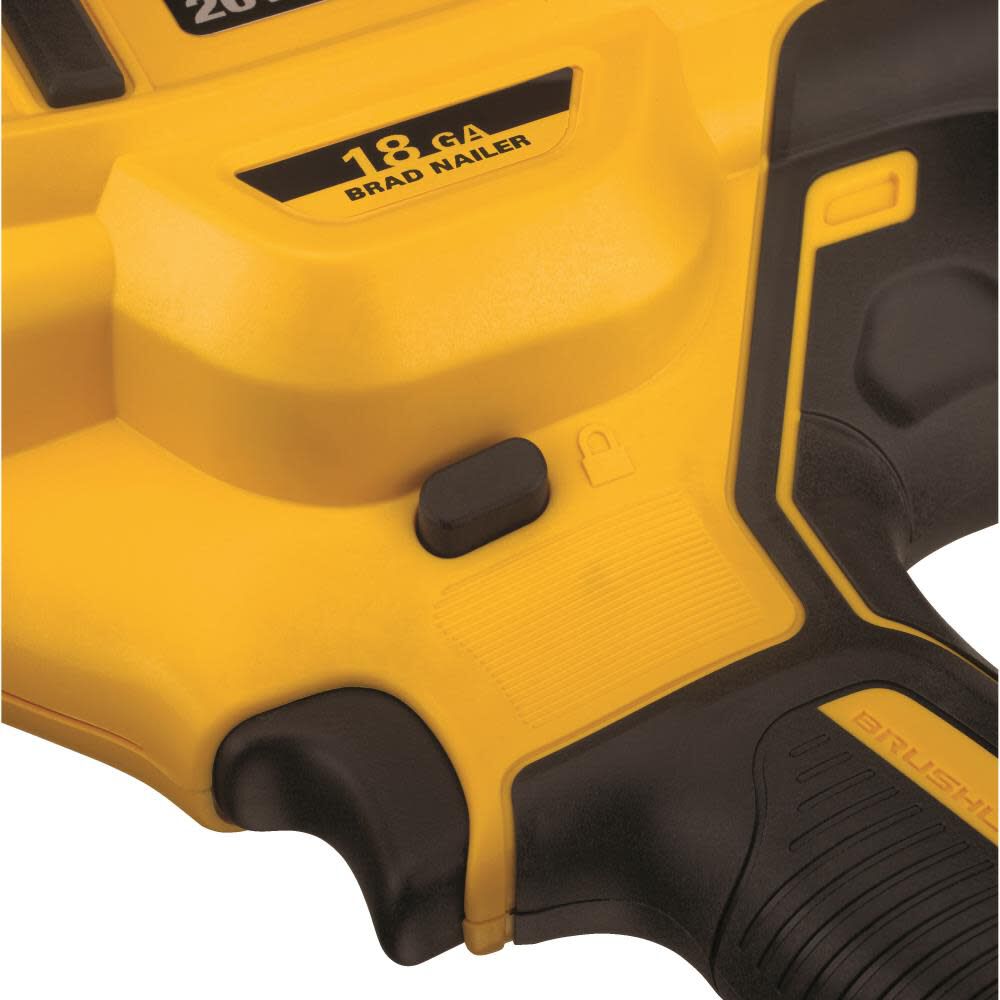 20 V MAX XR 18 Gauge Brad Nailer Kit DCN680D1