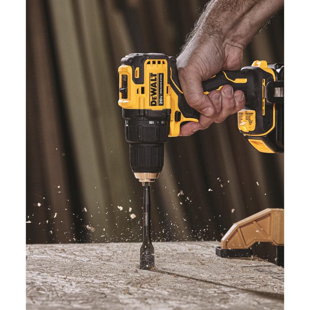 20V MAX Compact 1/2in Drill/Driver & ATOMIC 20V MAX 4 1/2in Circular Saw Kit DCD708C2DCS571B