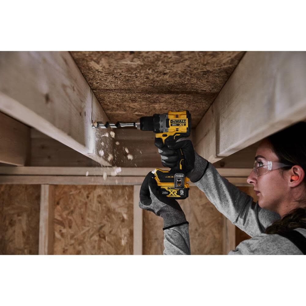 20V MAX Cordless 1/2in Drill/Driver & 6-1/2in Circular Saw Combo Kit Bundle DCD800P1-DCS391B