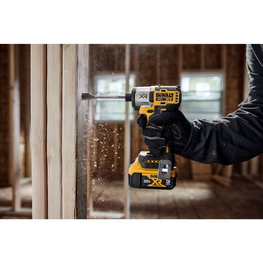 XR 20-volt Max 1/4-in Brushless Cordless Impact Driver (1-Battery Included, Charger Included and Soft Bag included) DCF845P1