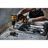 20-volt Max 1/2-in Keyless Brushless Cordless Drill (2-Batteries Included, Charger Included and Soft Bag included) DCD800E2