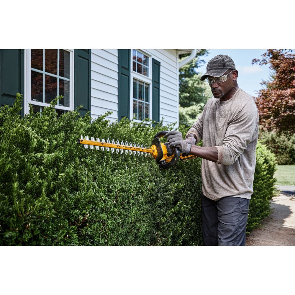 60V MAX 26in Hedge Trimmer Brushless Cordless (Bare Tool) DCHT870B