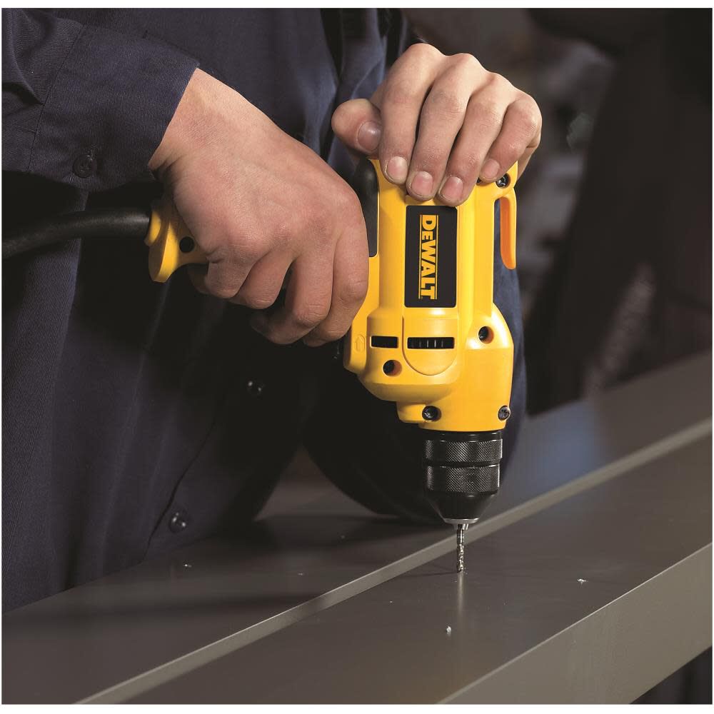 8-Amp 3/8-in Keyless Corded Drills with Case DWD115K