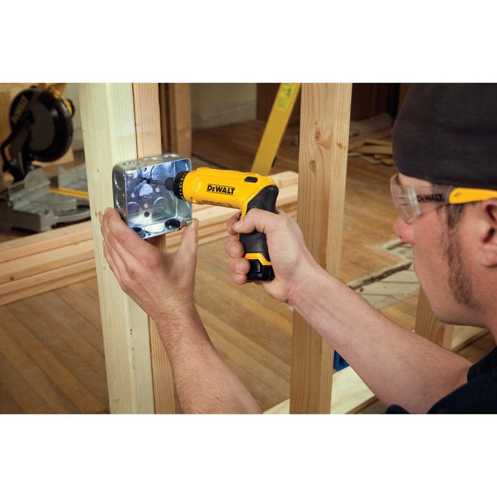 8-Volt 1/4-in Cordless Screwdriver (2-Batteries Included and Charger Included) DCF680N2