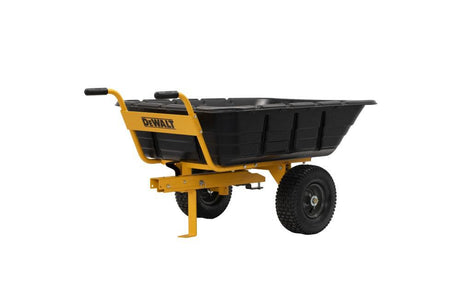 800lb / 10 Cu Ft Wheelbarrow/Tow DXTB0573