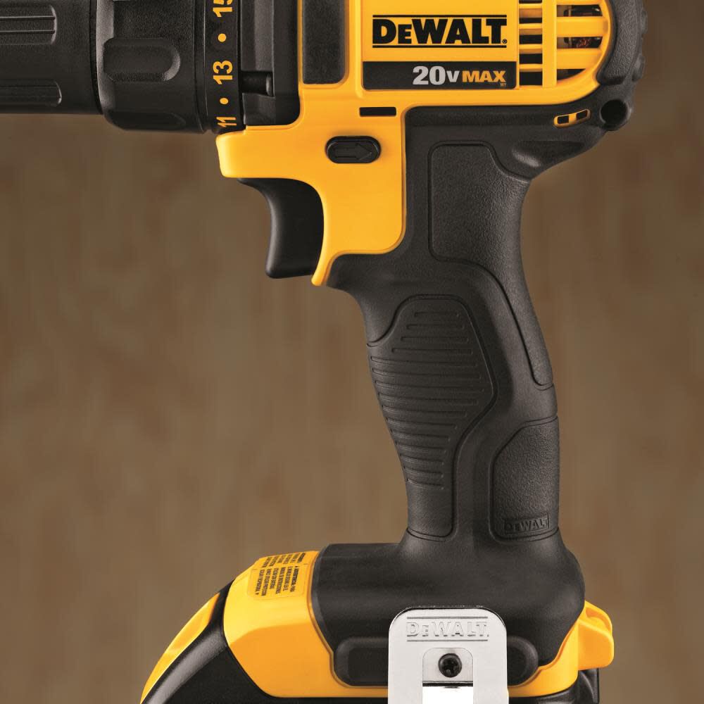 DCD780C2 20V MAX Compact Drill Driver Kit DCD780C2