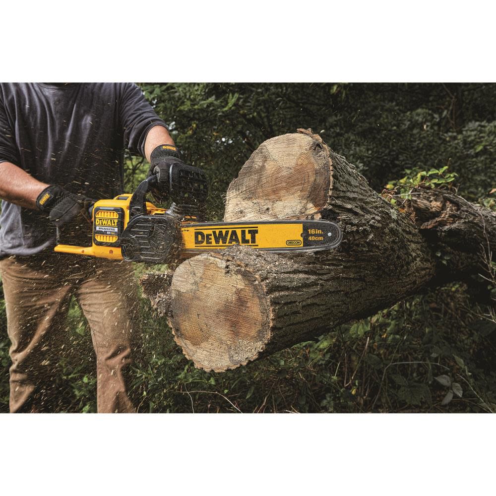 FLEXVOLT 16 in Chainsaw 60V MAX Kit DCCS670X1