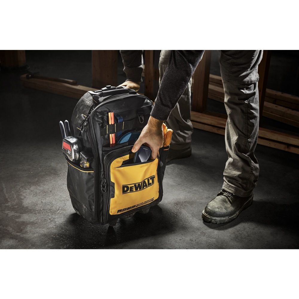 PRO Backpack on Wheels DWST560101