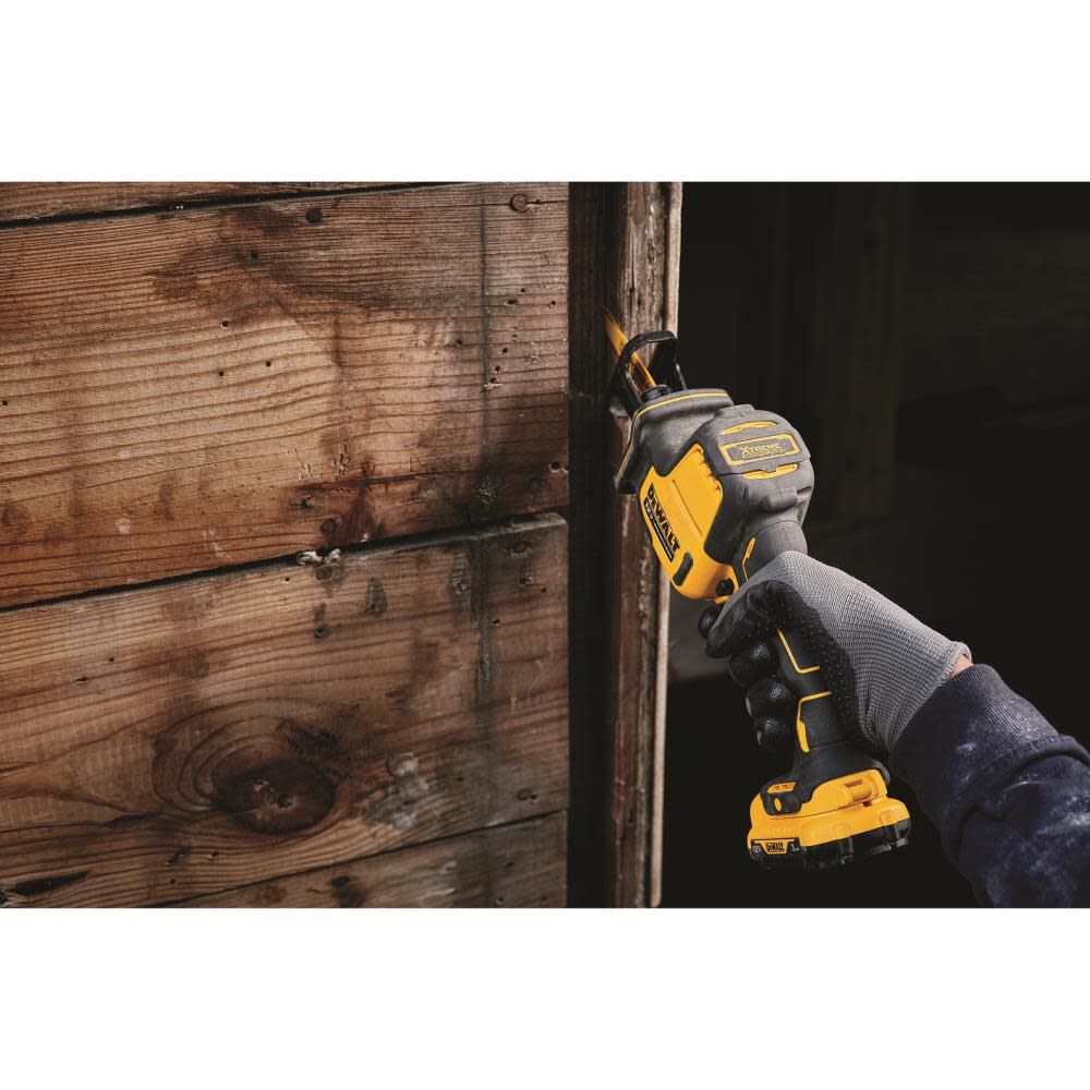 XTREME 12V MAX Brushless One-Handed Cordless Reciprocating Saw Kit DCS312G1