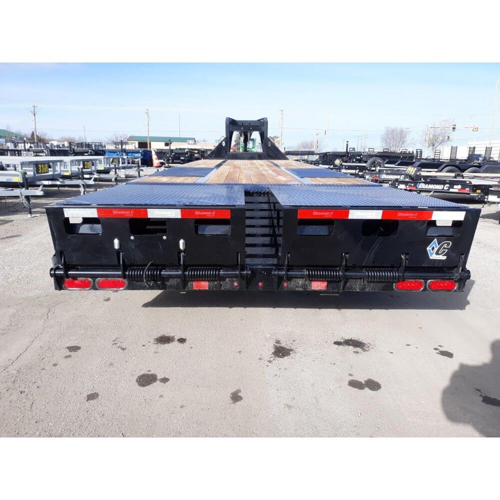 32ft Tandem Axle Dual Wheel Gooseneck Trailer FMAX212L32X102MR