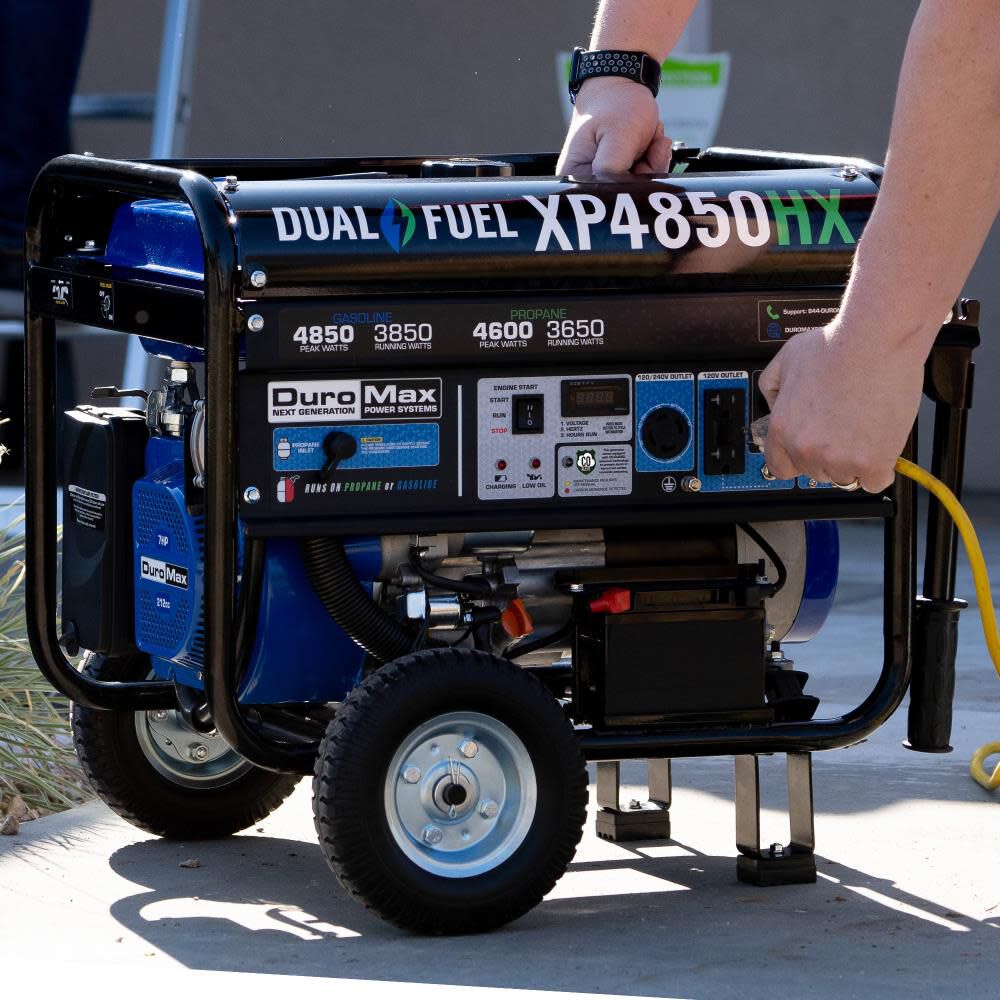 Generator Dual Fuel Gas Propane Portable with CO Alert 4850 Watt XP4850HX