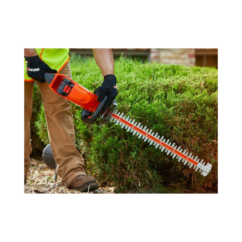 22in 56V eFORCE Hedge Trimmer Brushed Motor with Battery and Charger DHC-2300C1