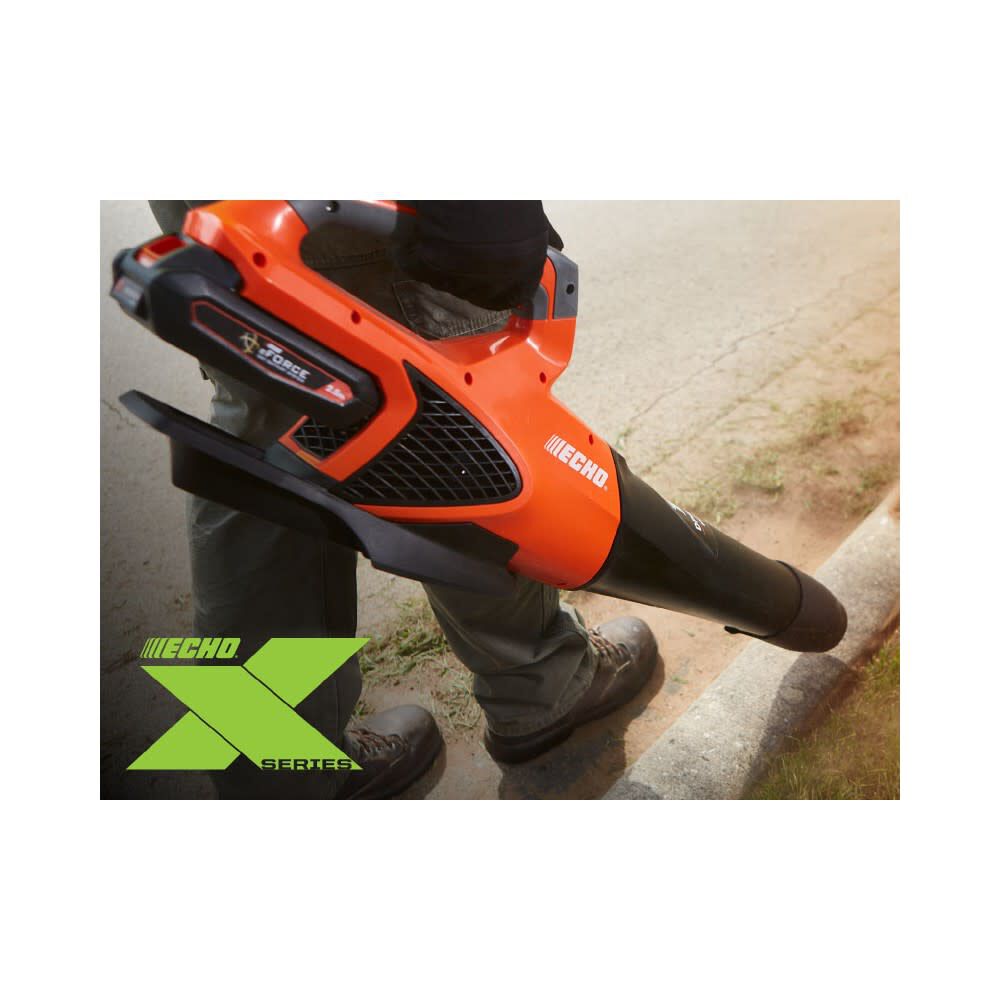 X Series eFORCE Handheld Blower Kit 56V 549CFM DPB-2500C1