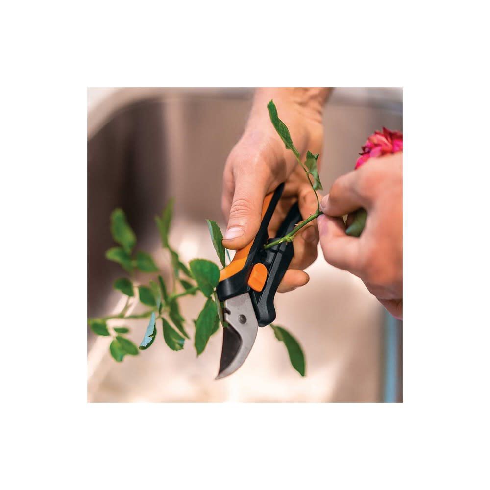 Steel Blade Floral Bypass Pruner with Softgrip Handle 399261-1012