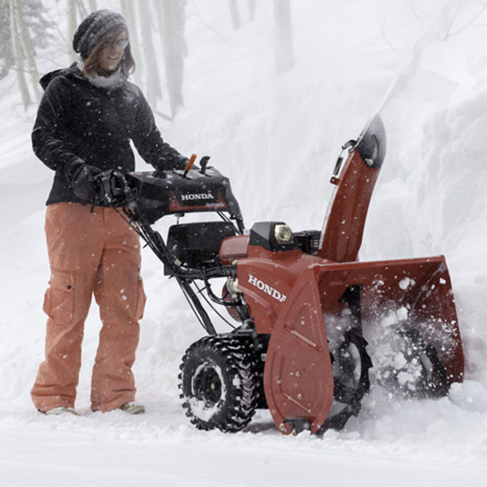 7HP 24In Two Stage Wheel Drive Snow Blower - Electric Start HSS724AAWD