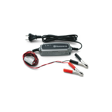 12 V 6-Step Battery Charger/Maintainer for 12V batteries 585 44 51-01