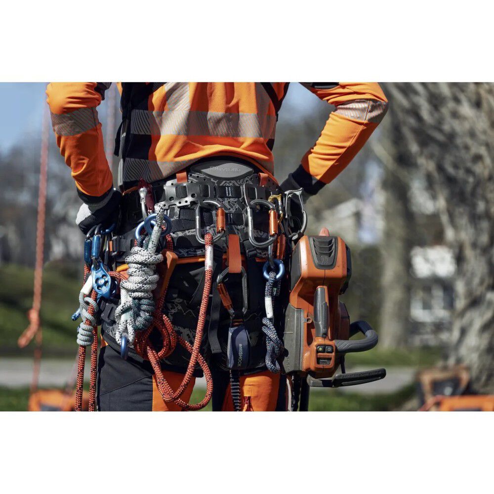 Arborist Essentials Climbing Harness with Multiple Bridge 534 09 86-02