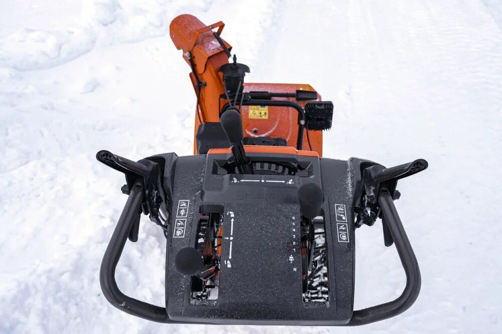 ST 224 Residential Snow Blower 24in 208cc 970 52 86-02