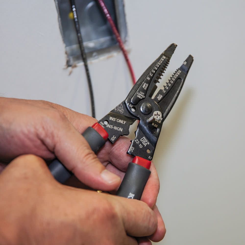 Wire Stripper/Crimper Multi-Tool 1019