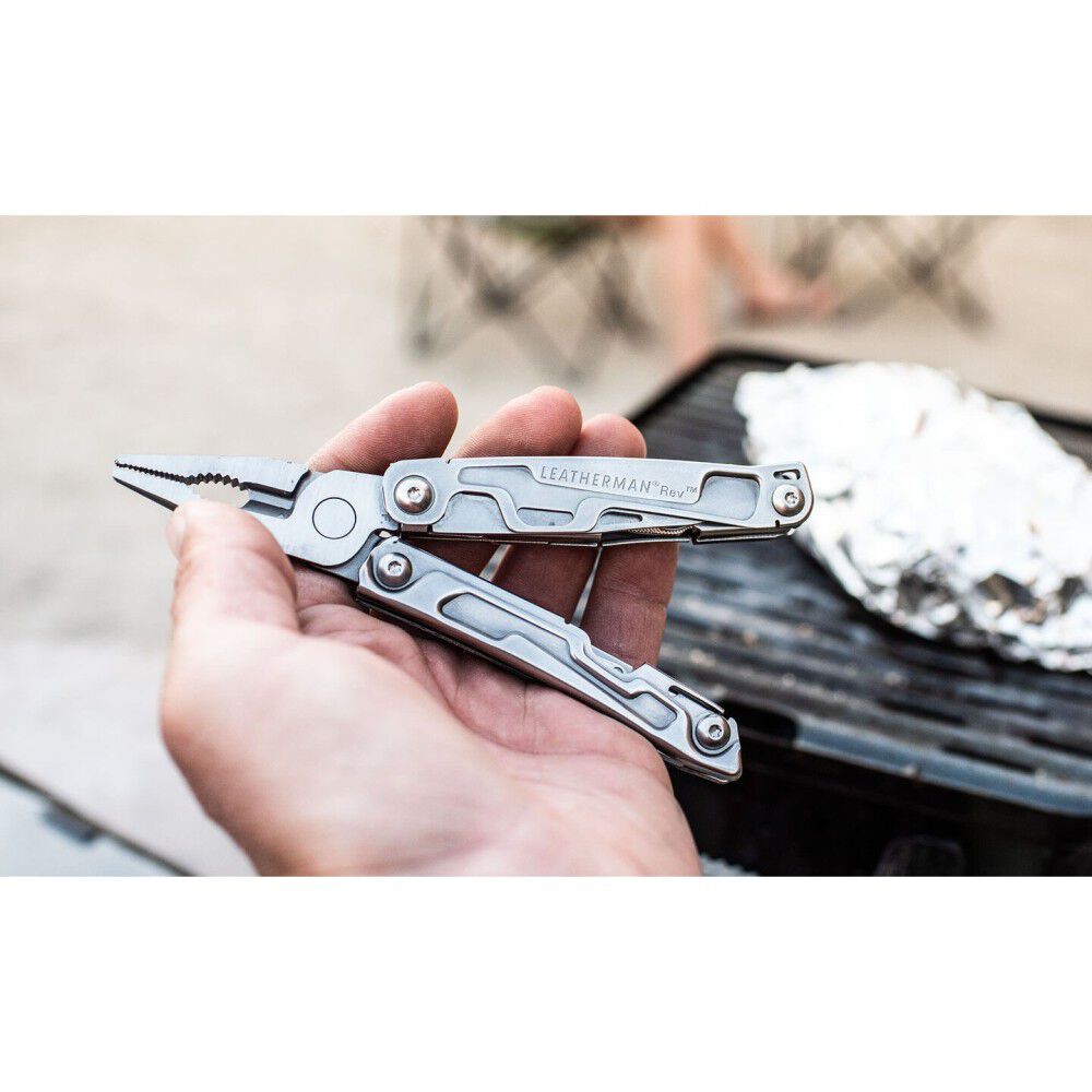 Rev 14-in-1 420HC Stainless Steel Pocket Multi-Tool 832126