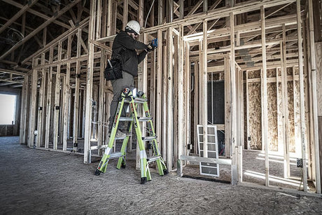 Dark Horse 2 M17 18-ft Reach Type 1a- 300-lb Load Capacity Telescoping Multi-Position Ladder 16117-001