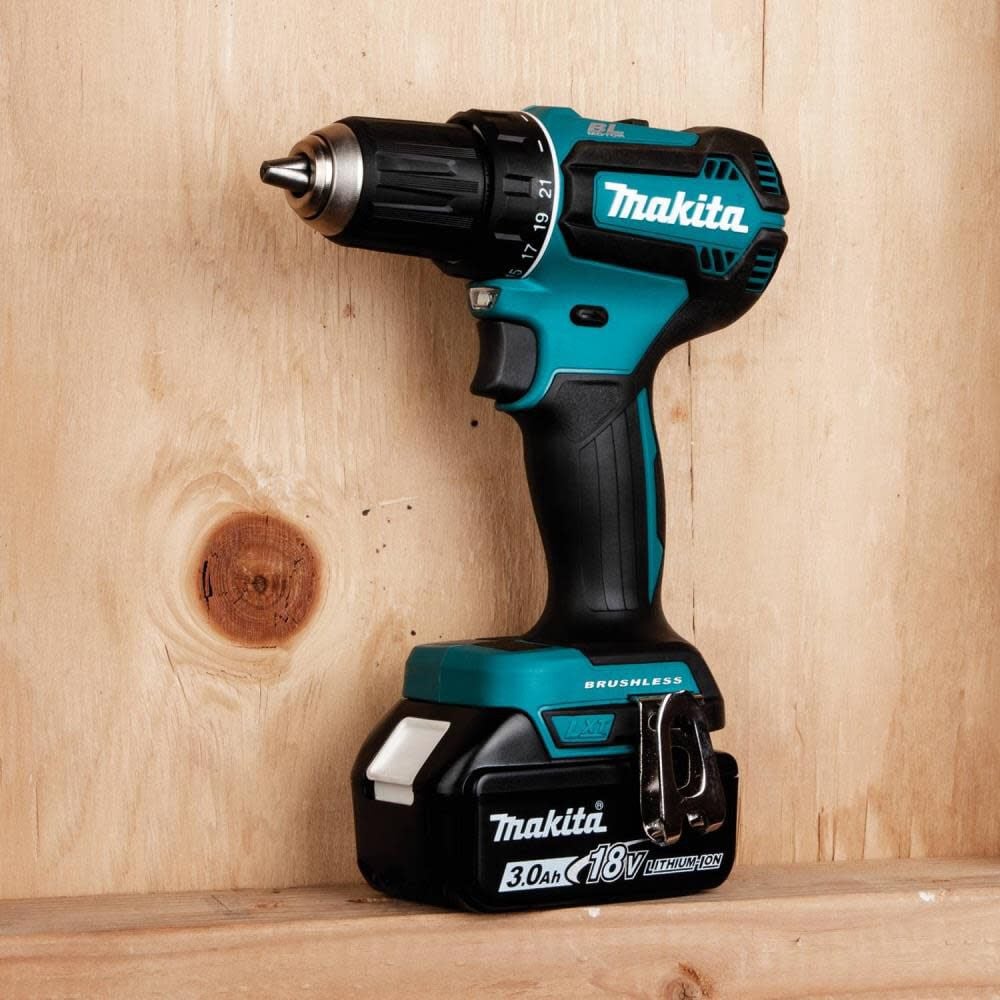 18V LXT Lithium-Ion Brushless Cordless 1/2 in. Driver-Drill Kit (3.0Ah) XFD131