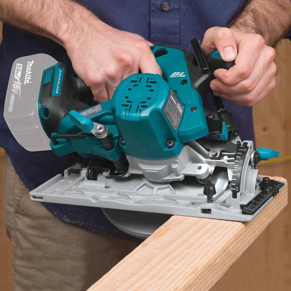 18V LXT Lithium-Ion Brushless Cordless 6-1/2 in. Circular Saw (Tool only) XSH03Z